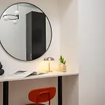 Apartman Old 3br 100sqm - Bright & Spacious - Renovated 2026