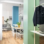 Apartman Old 3br 100sqm - Bright & Spacious - Renovated 2026 Bukarest