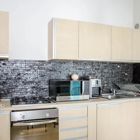 Apartmán Old City Area-3Br-100 Sqm-Completely Renovated