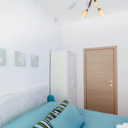 Apartment Old By Urbanesq Bucharest