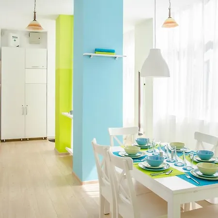 Apartment Old By Urbanesq