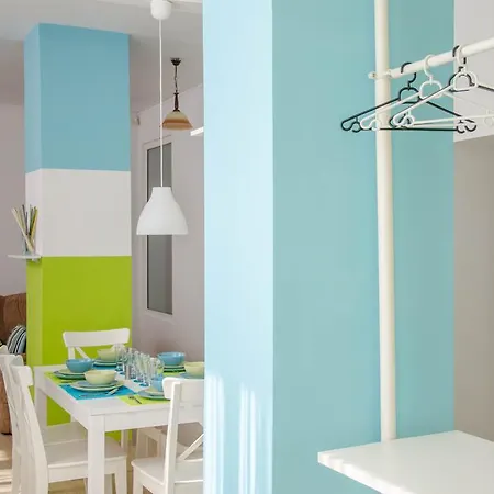 Apartment Old By Urbanesq