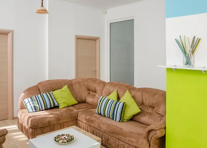 Old City Area-3Br-100 Sqm-Completely Renovated Bukurešť